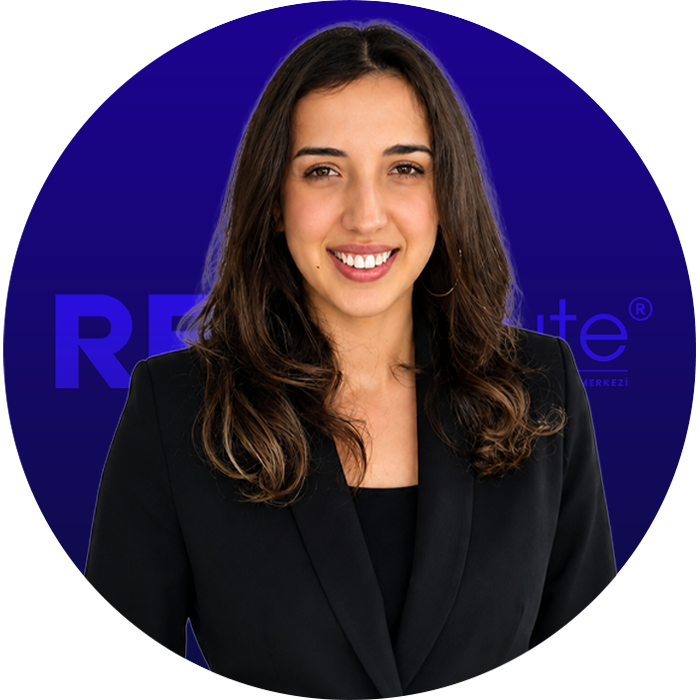 Öğr. Gör. Almina Durmuş Koç