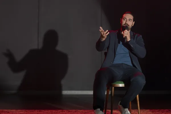 Sesinle Güçlen, Sözünle Etki Yarat